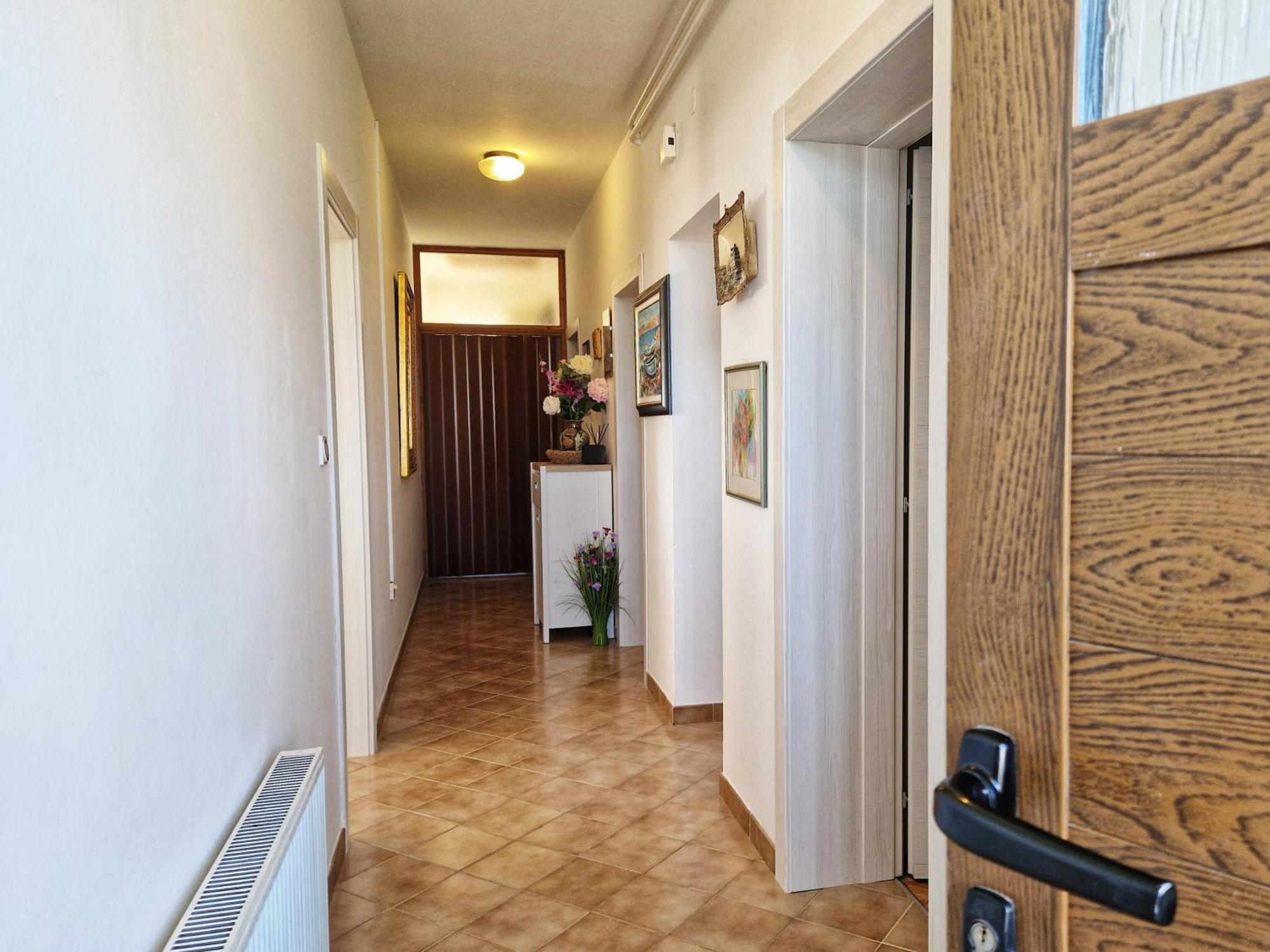Apartman Mare-Peroj Воднян Екстериор снимка